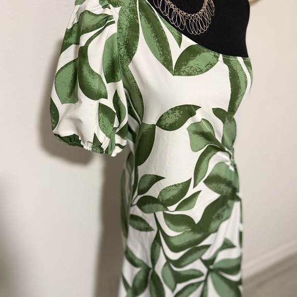 SHEIN One-Shoulder Dress with Green Leaf Print - Picture 3 of 4